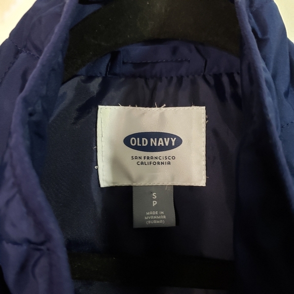 Old Navy Night Cruise Quilted Vest - S - Picture 6 of 8